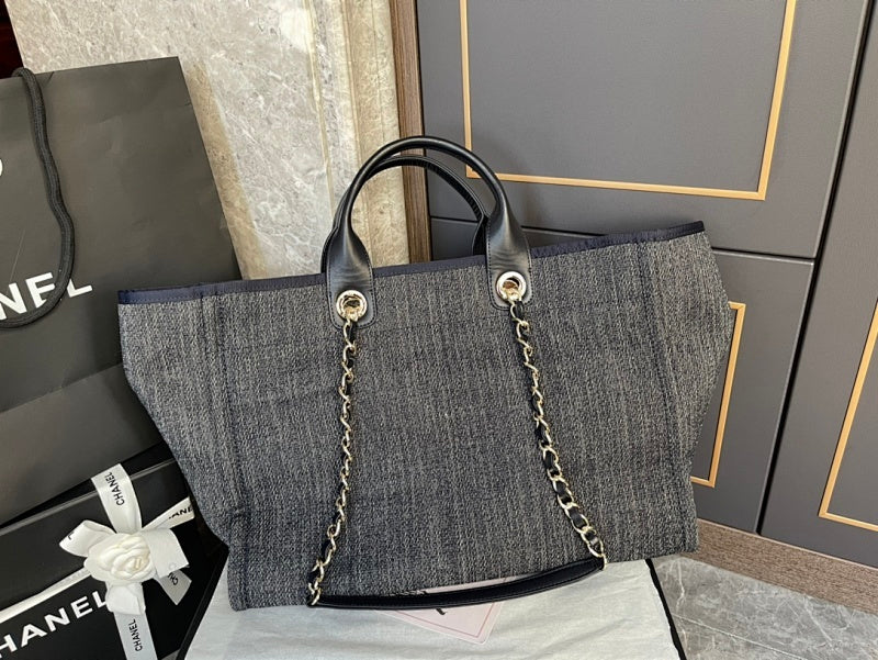 new-luxury-designer-bags-nm9360