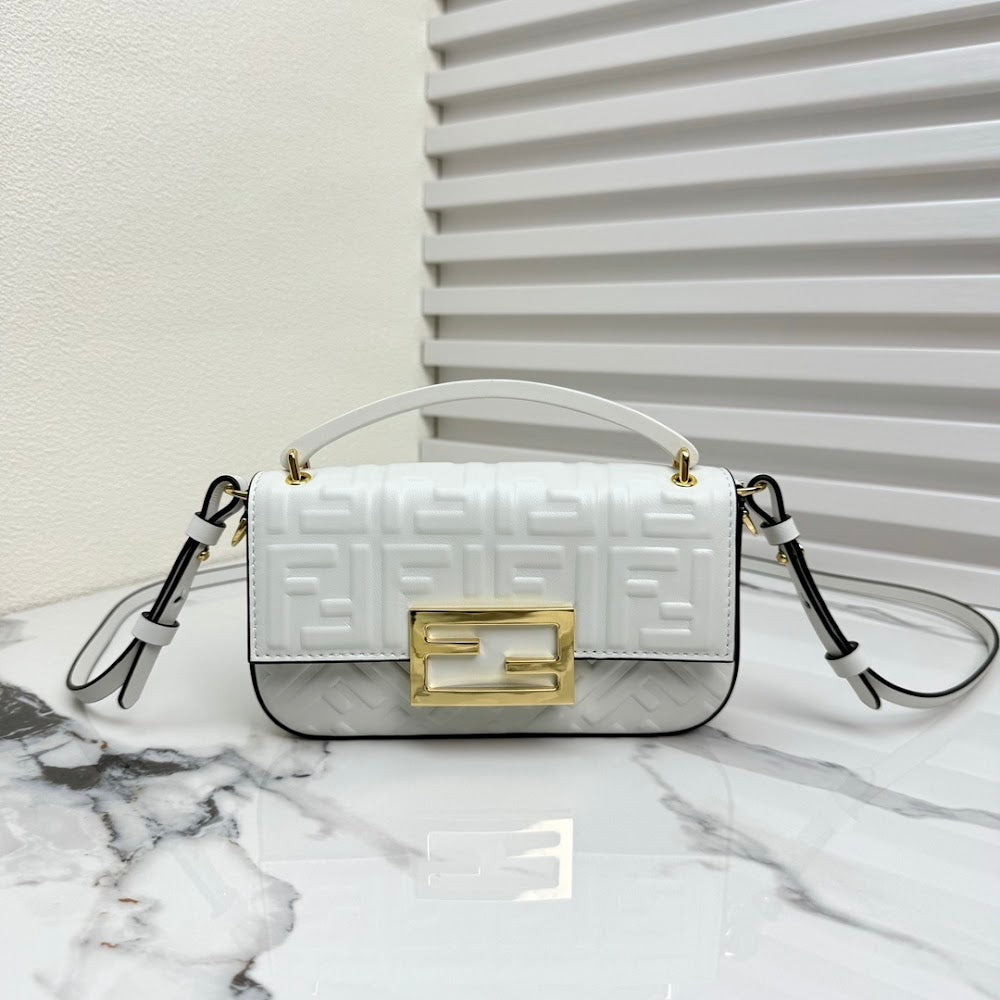 new-luxury-designer-bags-nm15568