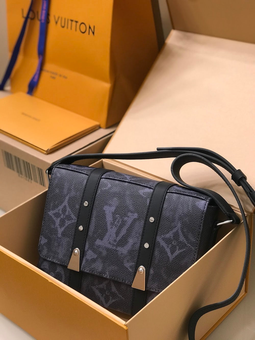 Dragons Bags ln Luxury Bag --60032