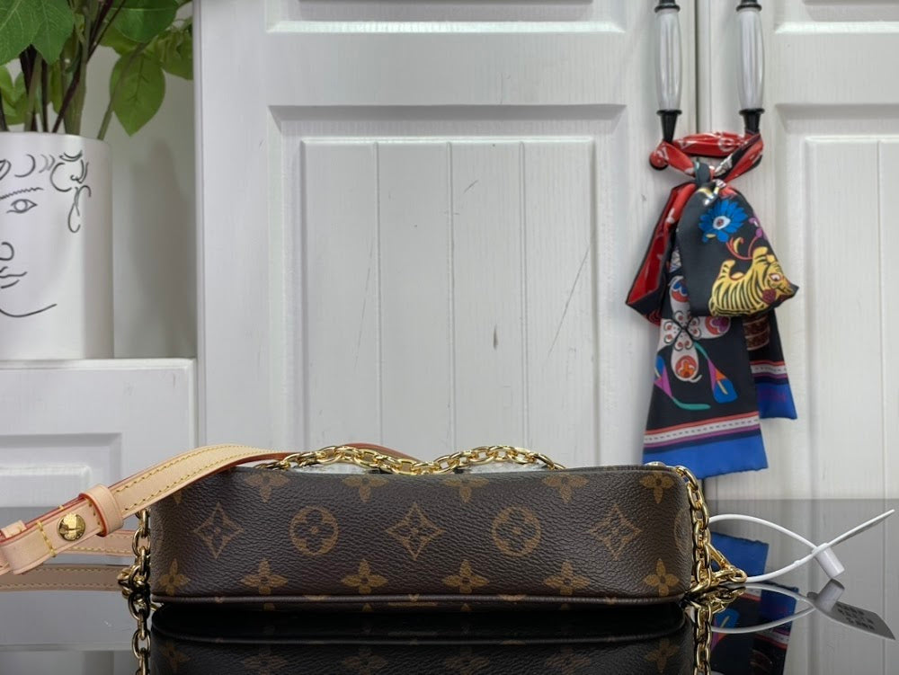 Dragons Bags ln Luxury Bag --97126