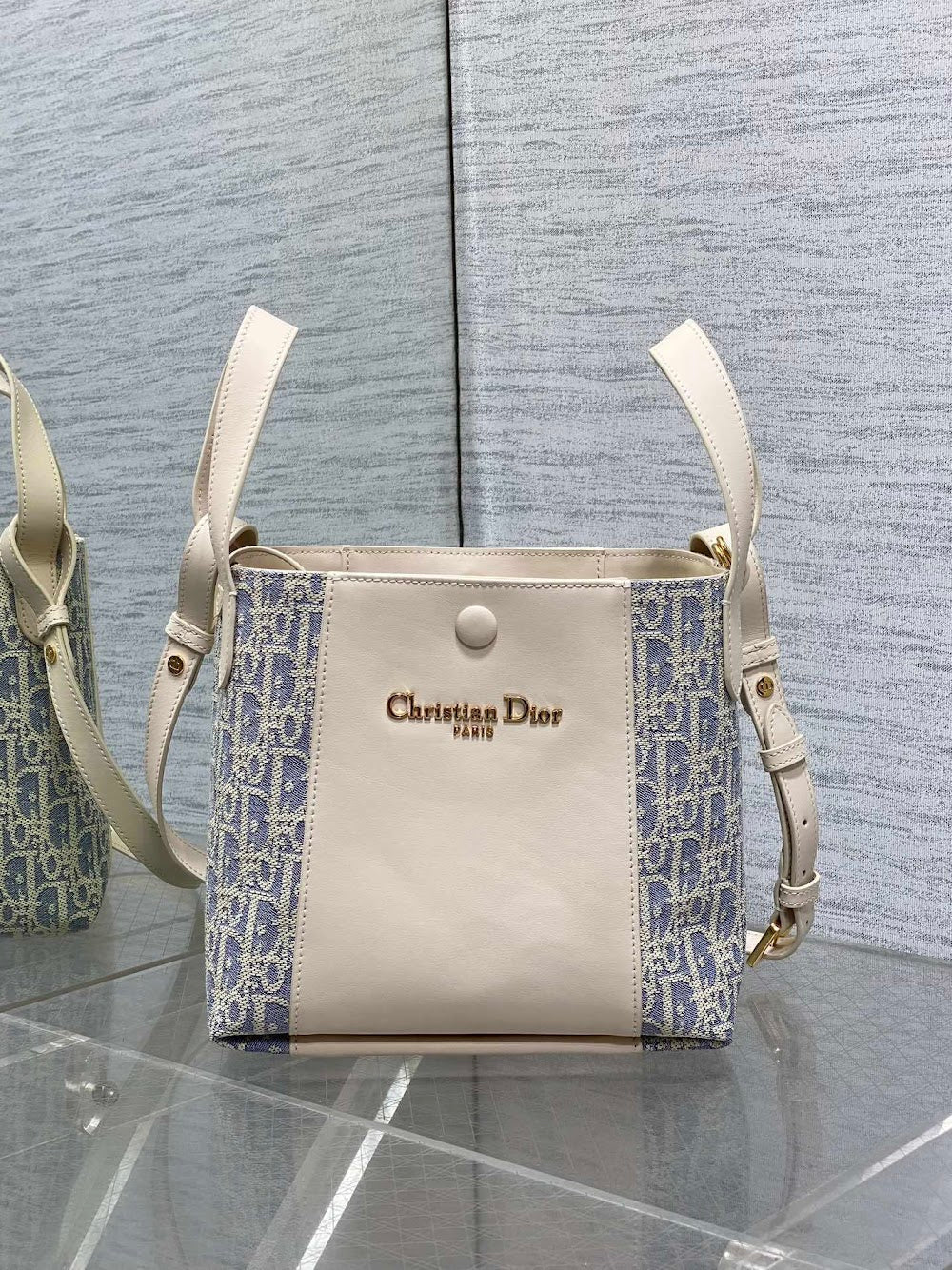 Dragons BagsDiorn Luxury Bag --115599