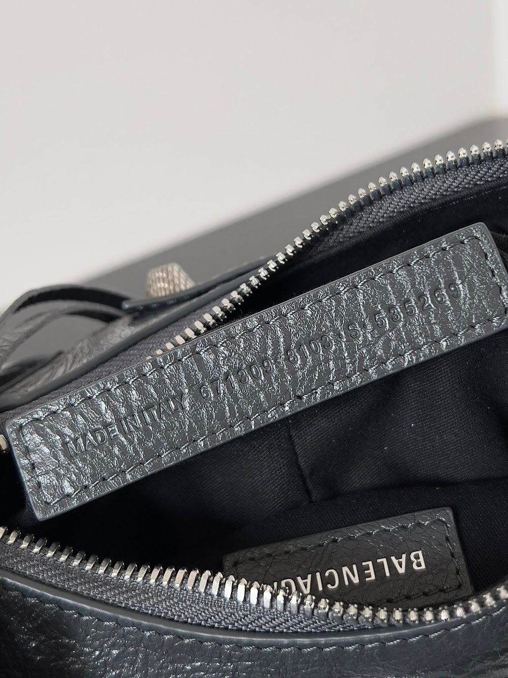 Dragons Bags Balenciaga Luxury Bag --111154