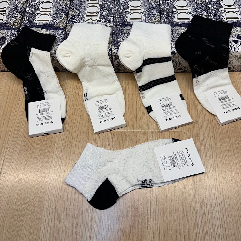 Dragons Bags Premium Luxury Socks --98619