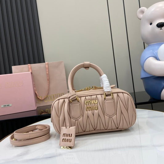 Dragons Bags Miun Miun Luxury Bag --122181