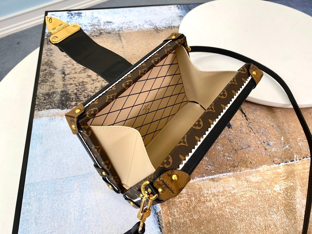 Dragons Bags ln Luxury Bag --59626
