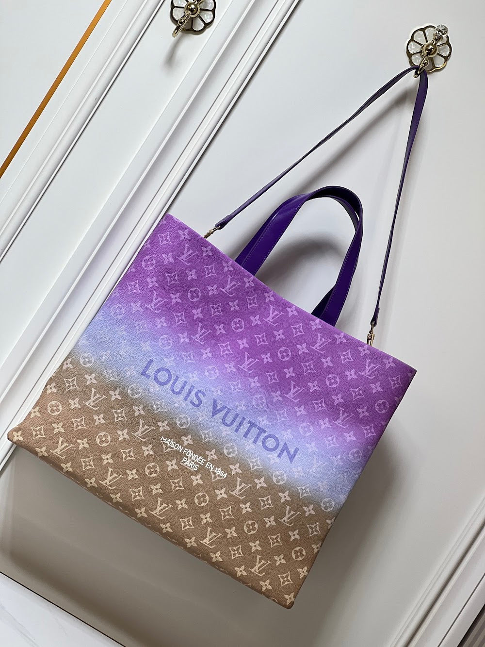 Dragons Bags ln Luxury Bag --77269