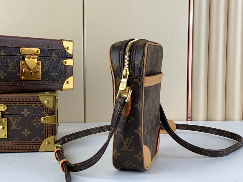 Dragons Bags ln Luxury Bag --61799