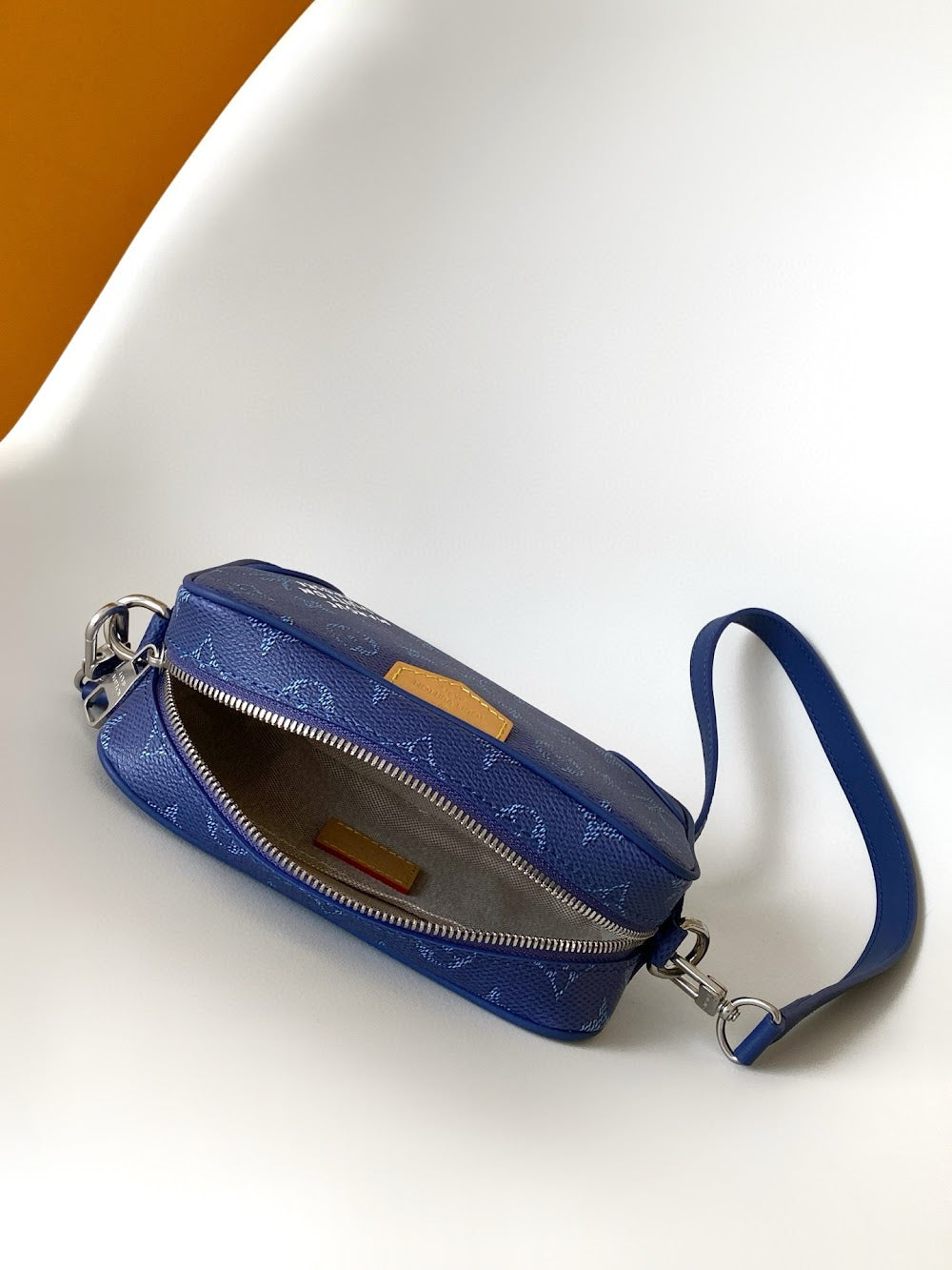 Dragons Bags ln Luxury Bag --71544