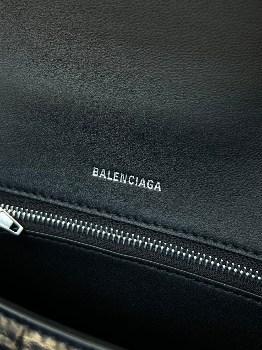 Dragons Bags Balenciaga Luxury Bag --111461