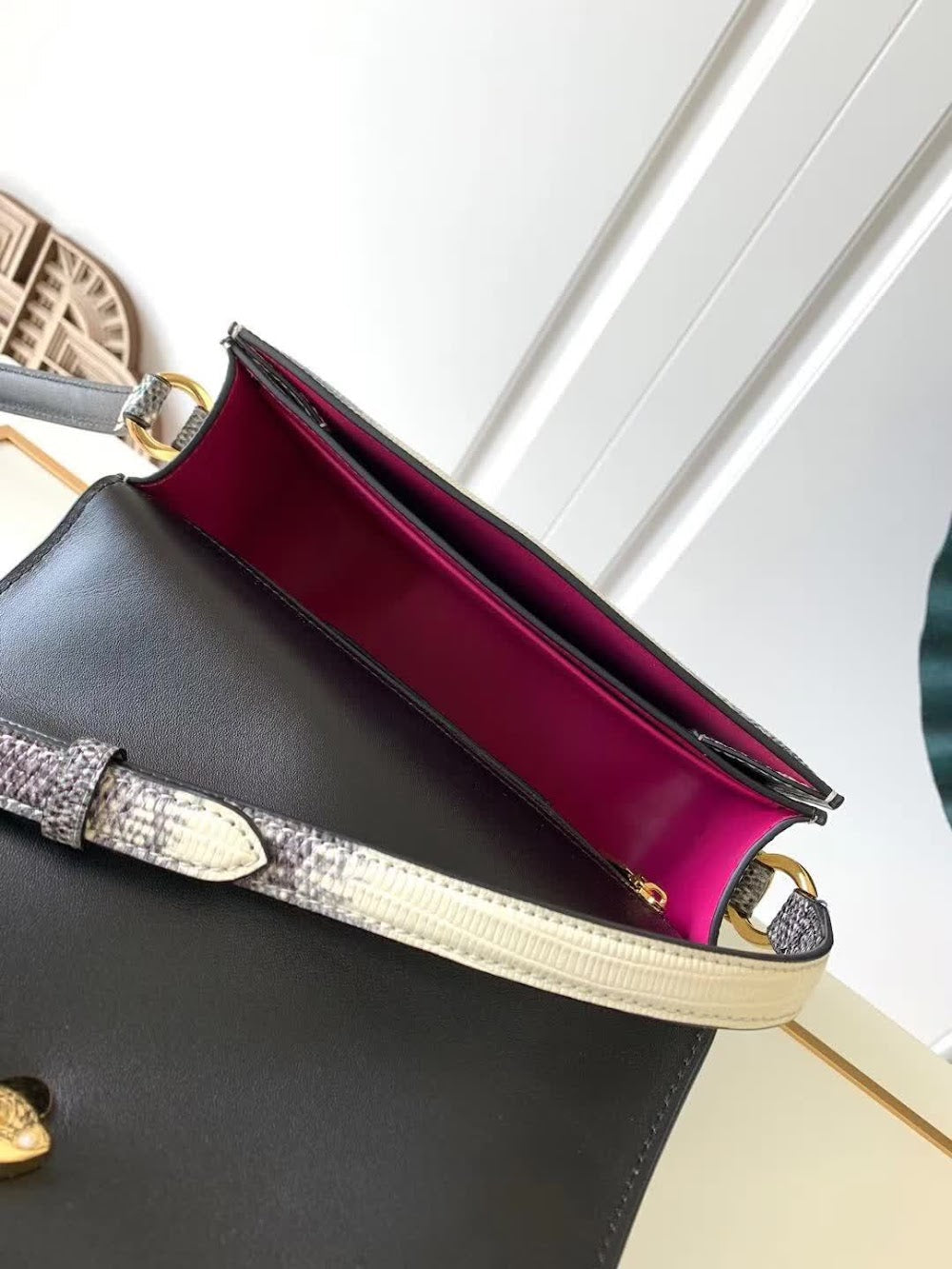 Dragons Bags ln Luxury Bag --59506