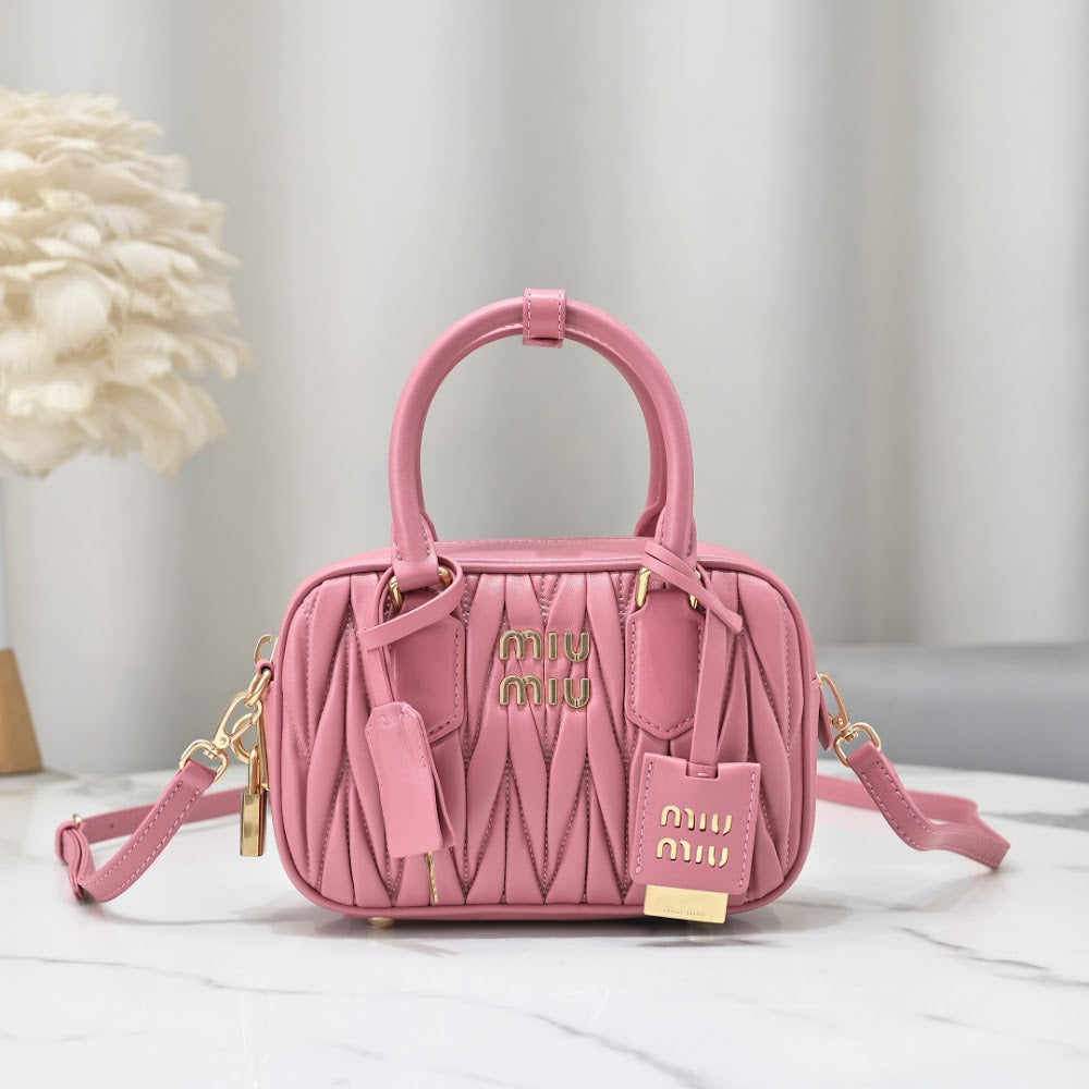 Dragons Bags Miun Miun Luxury Bag --123629