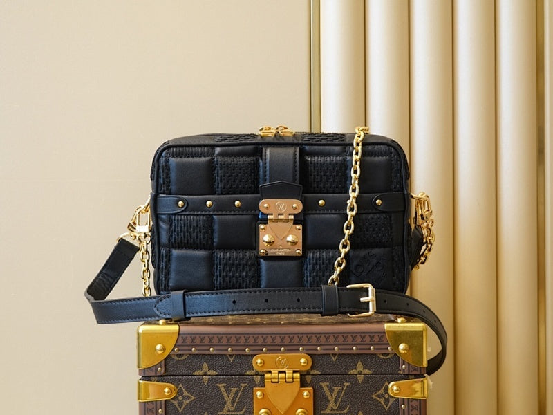 Dragons Bags ln Luxury Bag --66649