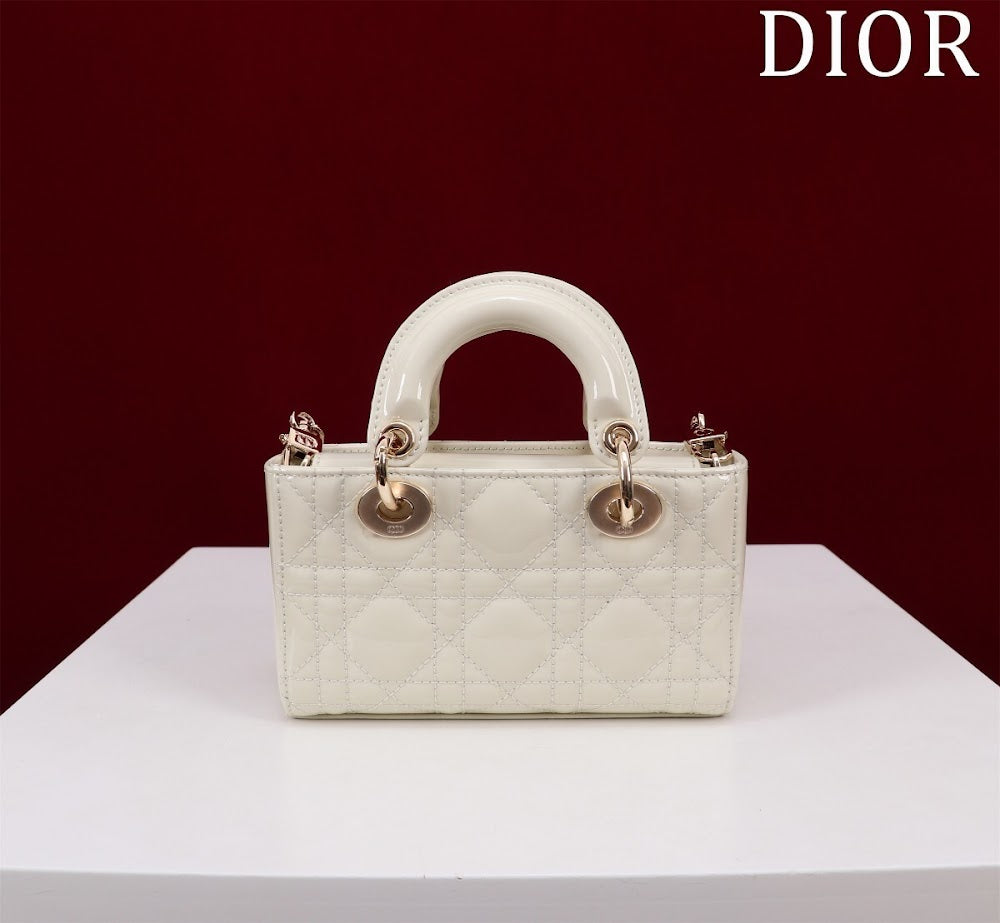 Dragons BagsDiorn Luxury Bag --116426