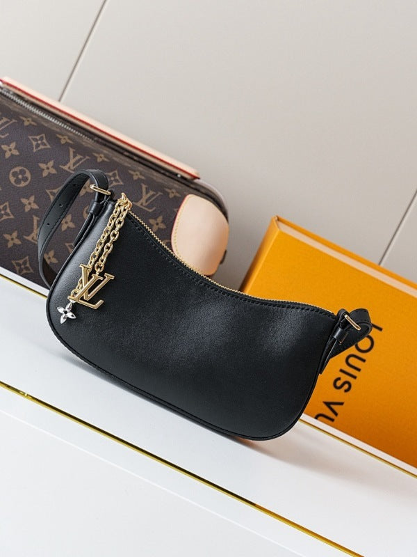 Dragons Bags ln Luxury Bag --81780