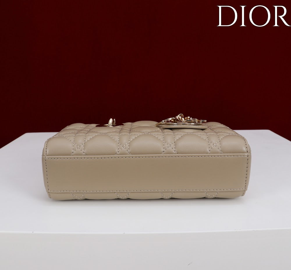 Dragons BagsDiorn Luxury Bag --115419