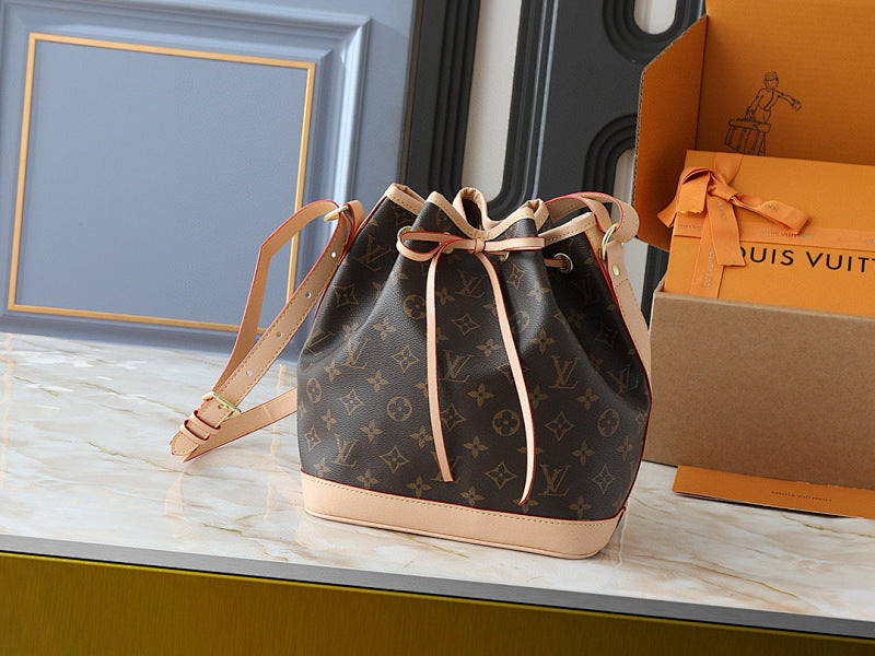 Dragons Bags ln Luxury Bag --81726