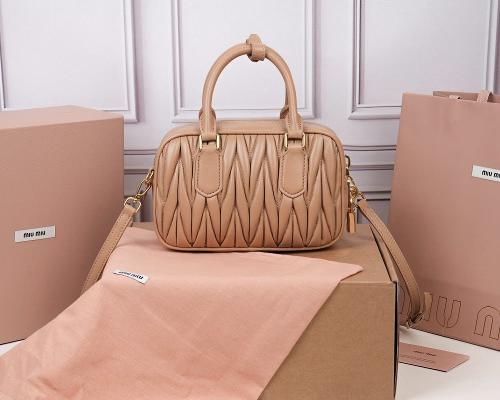 Dragons Bags Miun Miun Luxury Bag --122513
