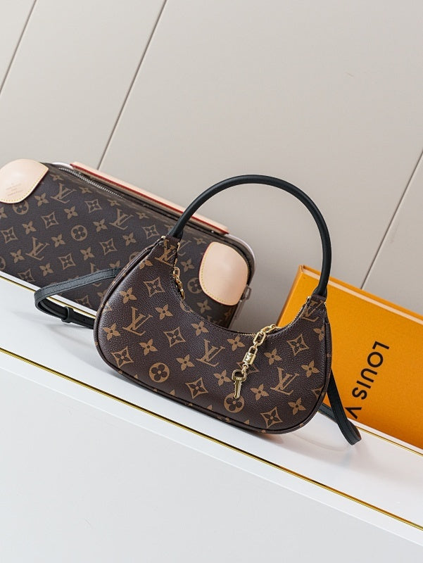 Dragons Bags ln Luxury Bag --81771
