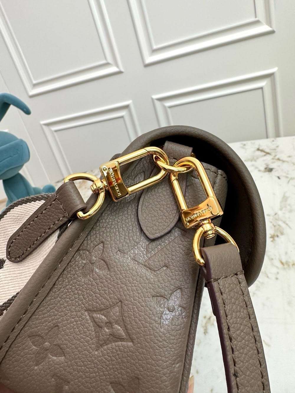 Dragons Bags LVn Luxury Bag --79420