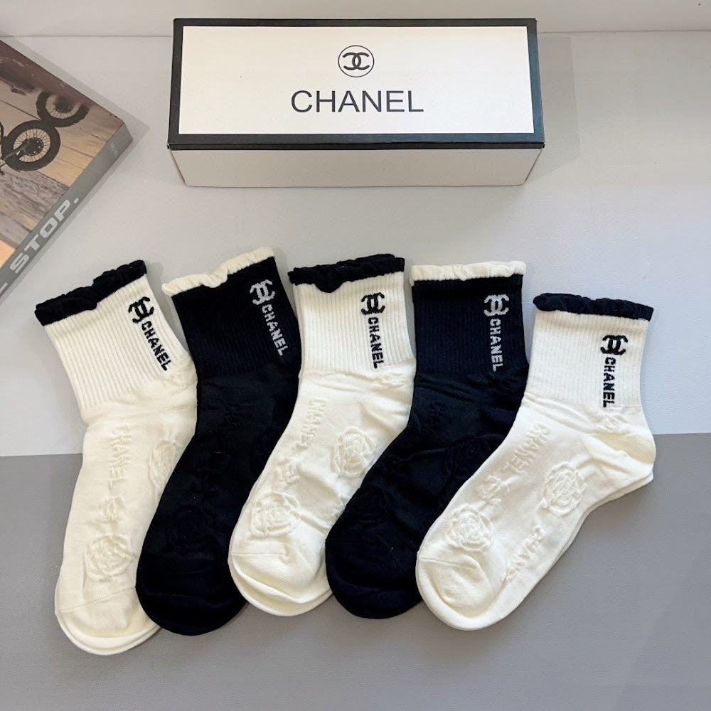Dragons Bags Premium Luxury Socks --98104