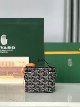 new-luxury-designer-bags-nm8231