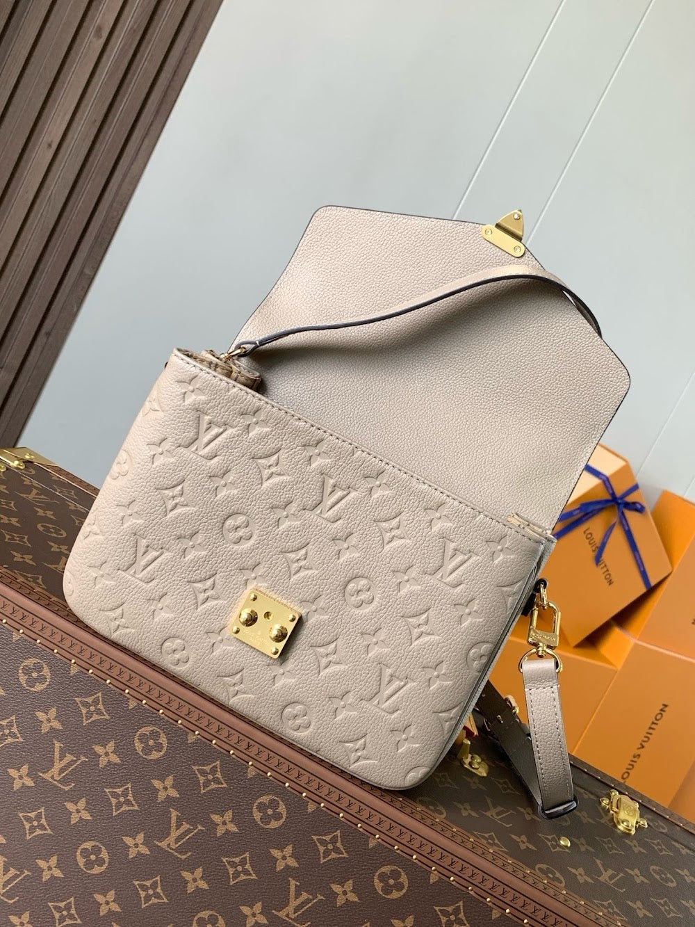 Dragons Bags LVn Luxury Bag --79463