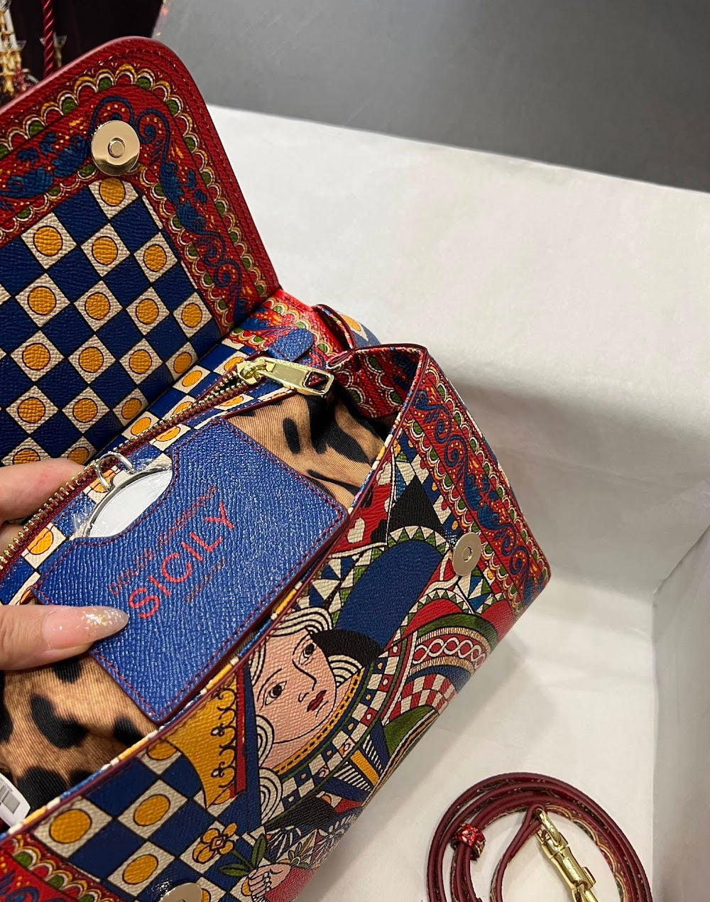 Dragons Bags DGn Luxury Bag --93923