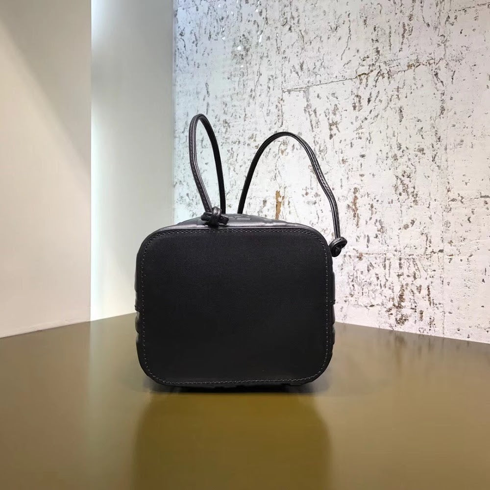 new-luxury-designer-bags-nm15180