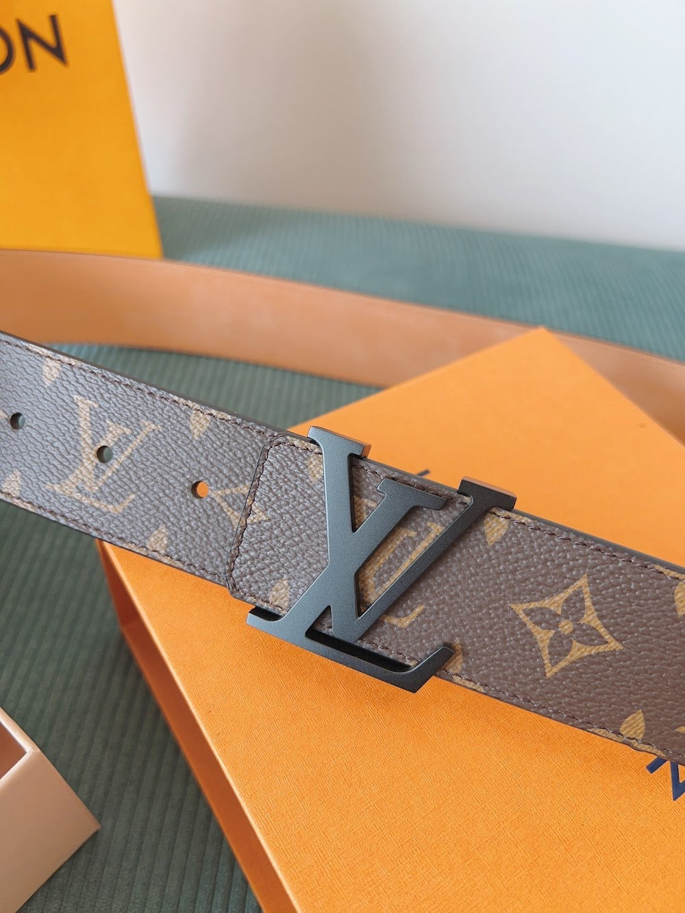 Dragons Bags ln Luxury Belt --107068