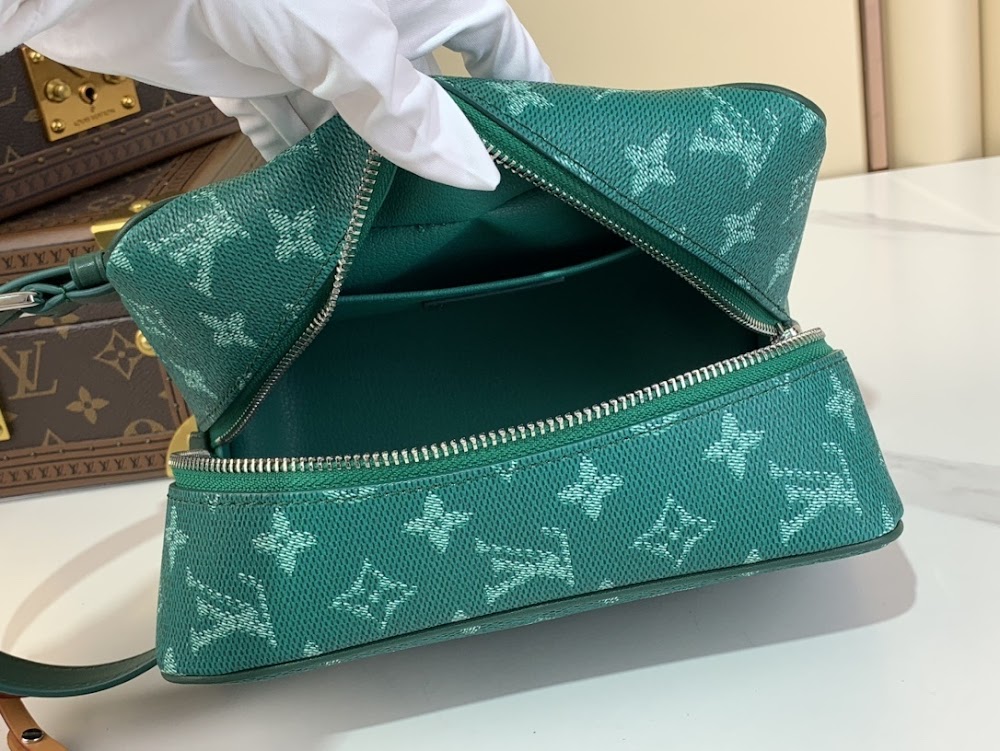 Dragons Bags ln Luxury Bag --62481