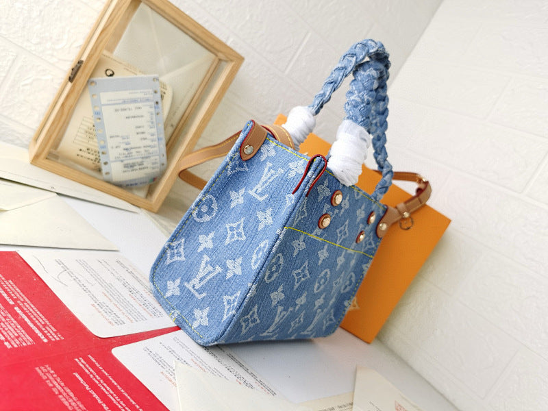Dragons Bags ln Luxury Bag --81556