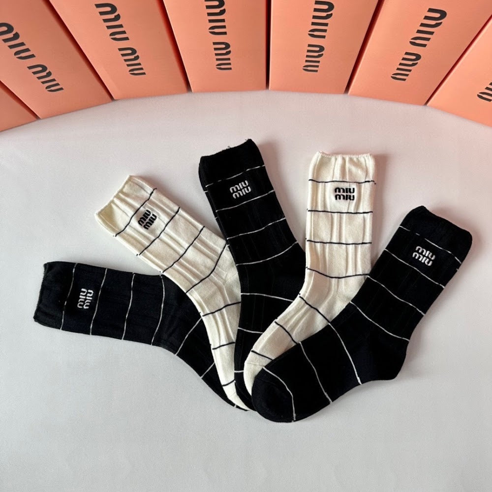 Dragons Bags Premium Luxury Socks --97801