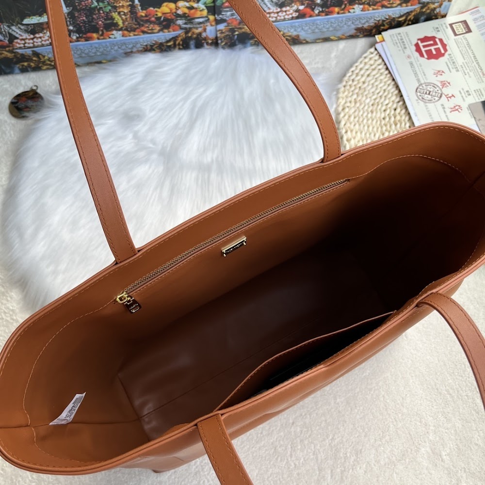 new-luxury-designer-bags-nm16946