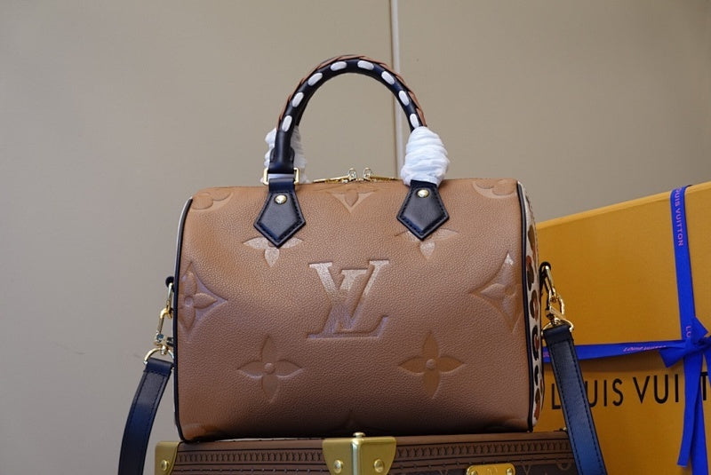 Dragons Bags ln Luxury Bag --60148