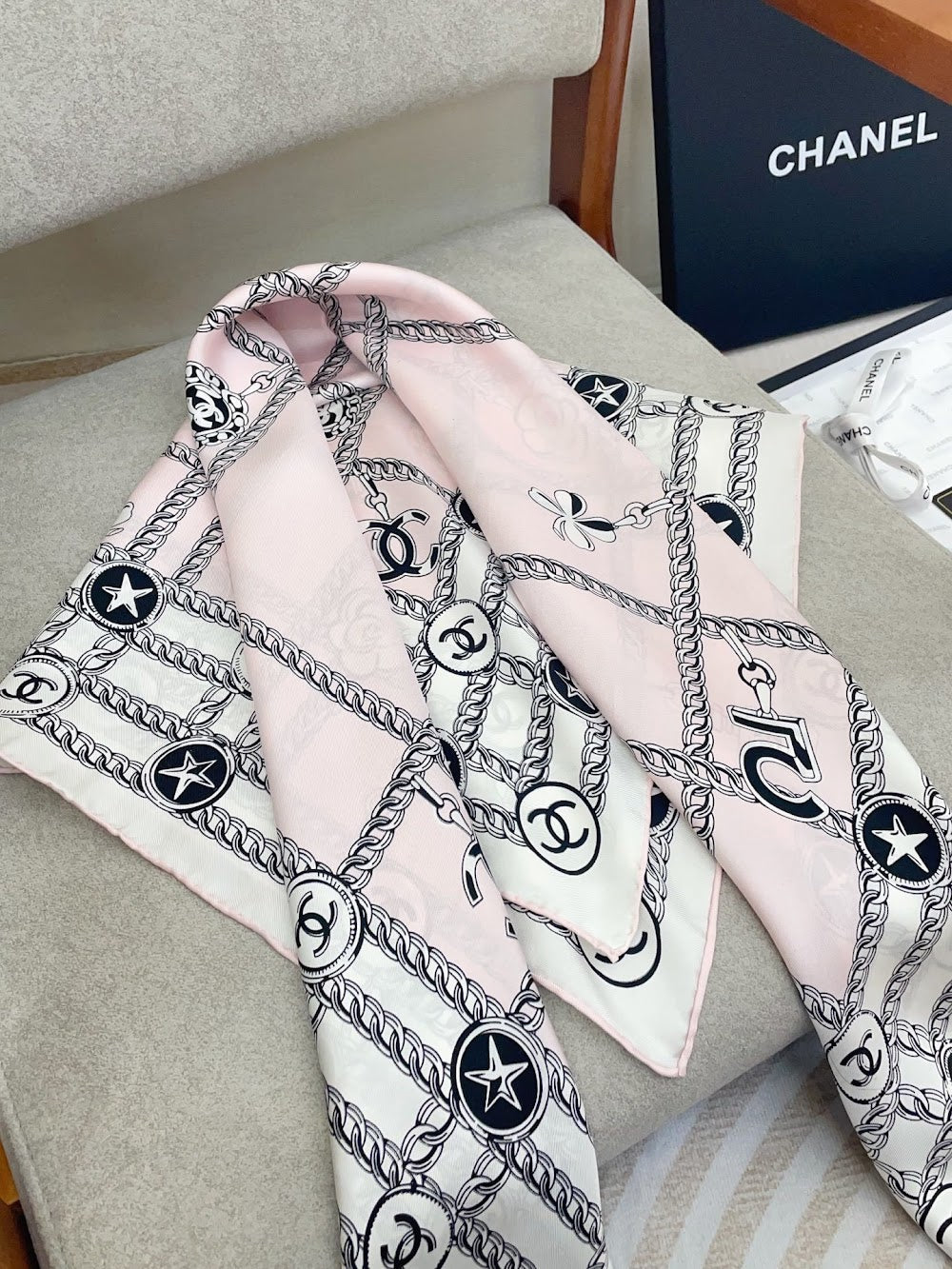 Dragons Bags Premium Designer Scarf --98865