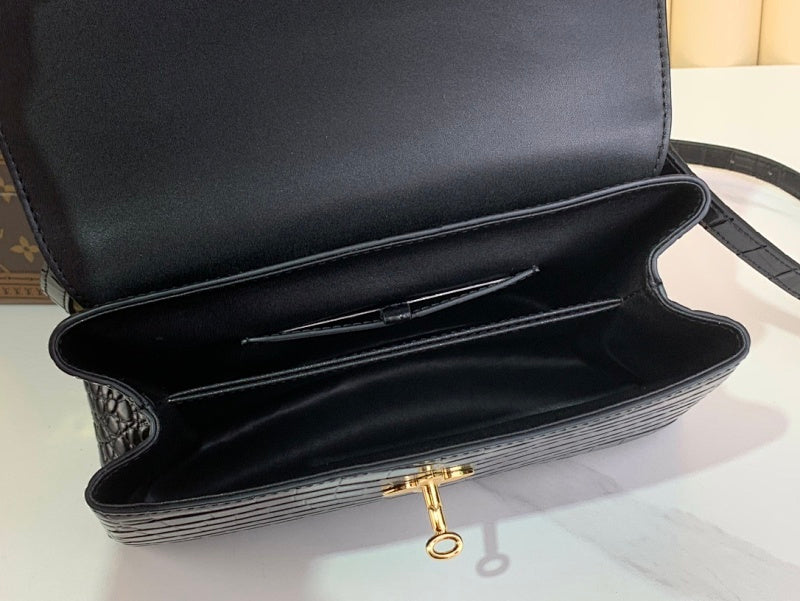 Dragons Bags ln Luxury Bag --62719