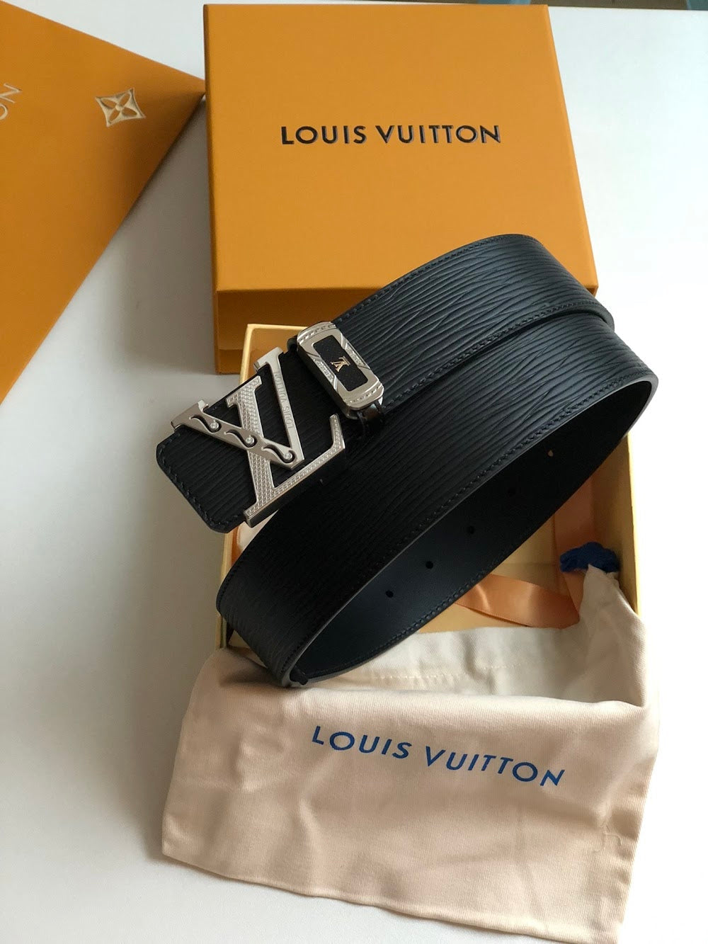 Dragons Bags ln Luxury Belt --101014