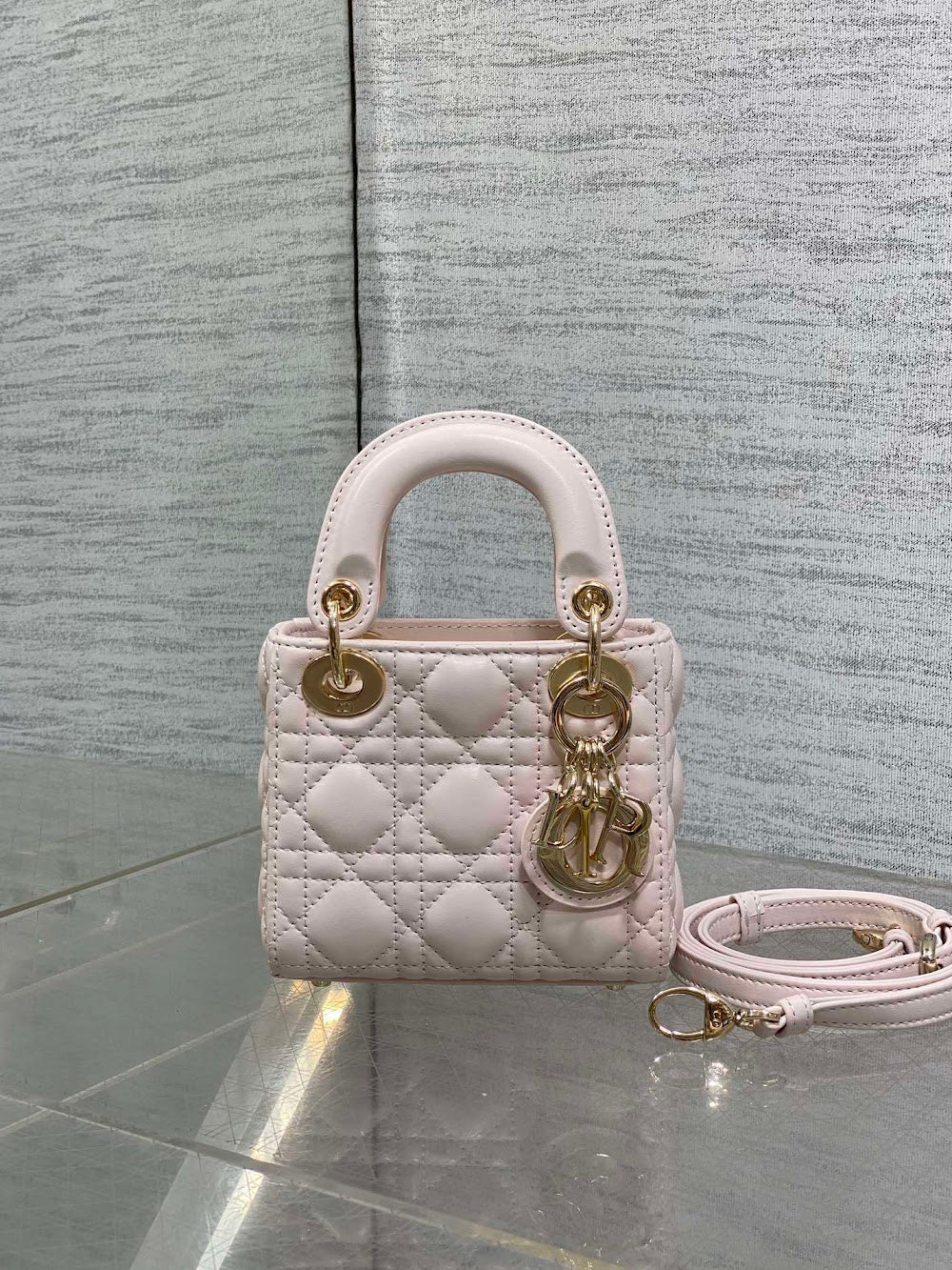 Dragons BagsDiorn Luxury Bag --114980