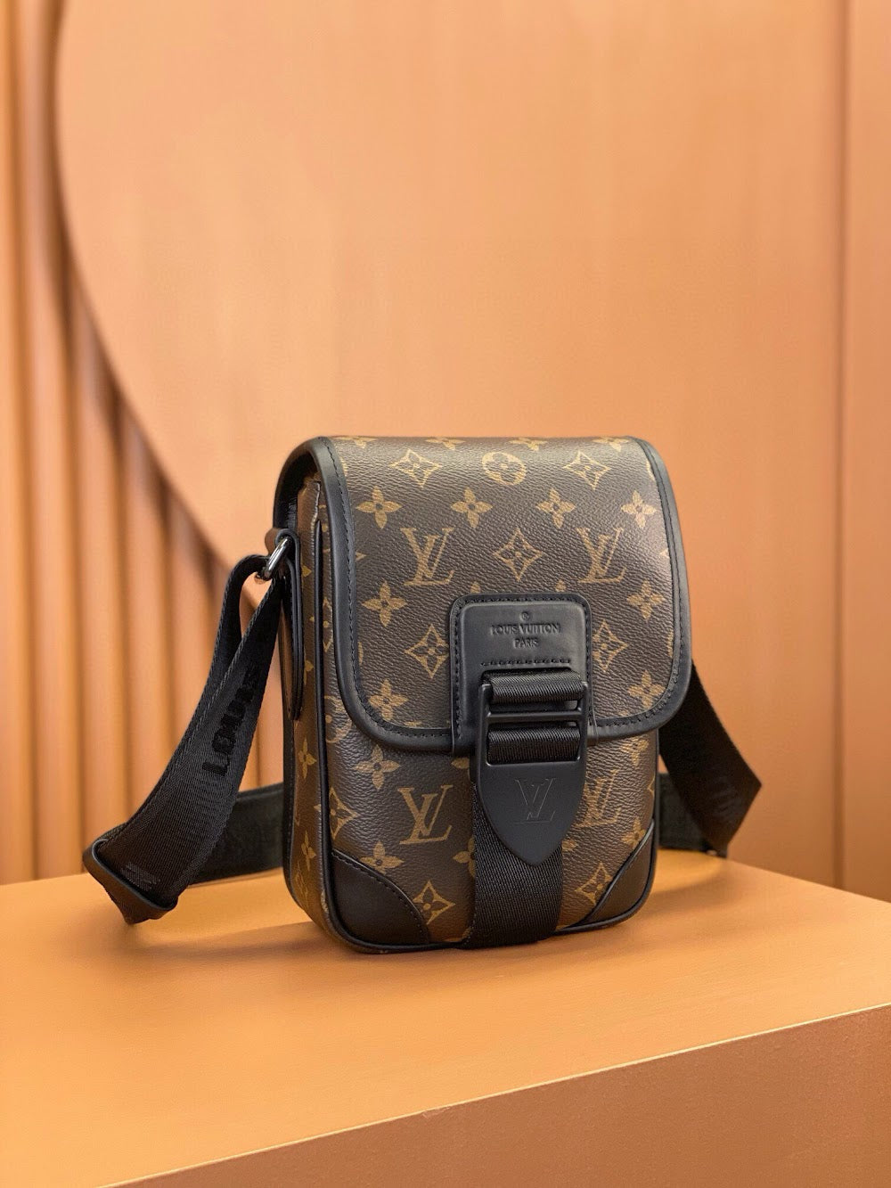 Dragons Bags ln Luxury Bag --70565