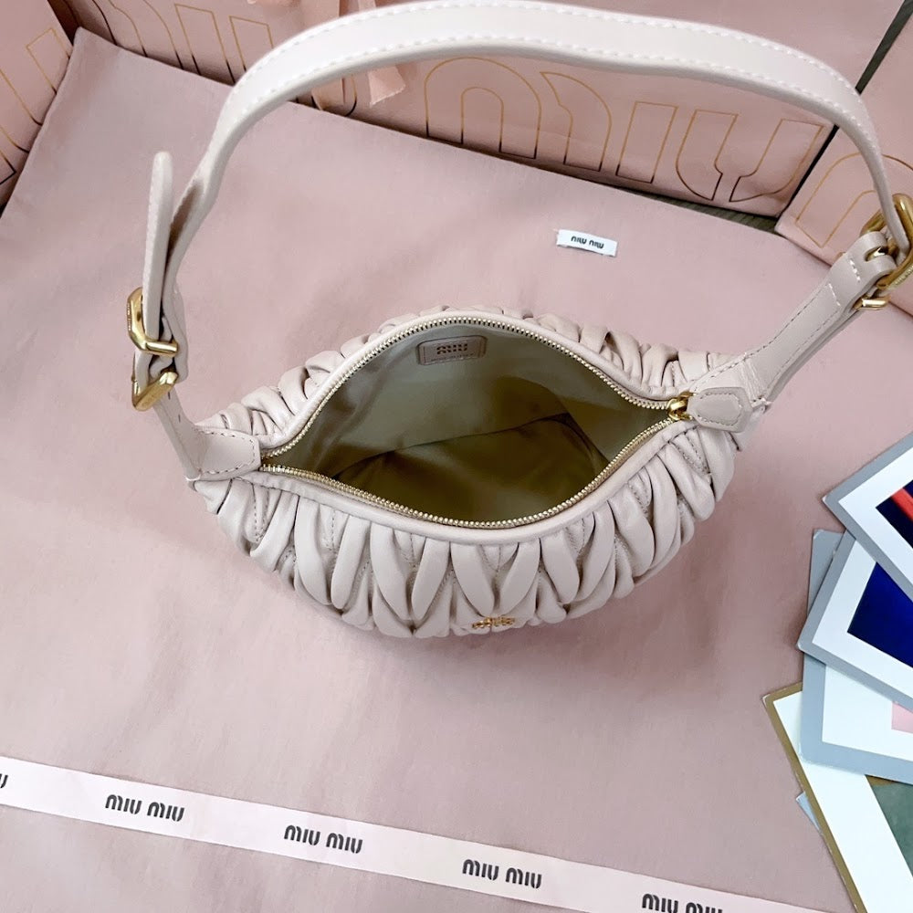Dragons Bags Miun Miun Luxury Bag --123702