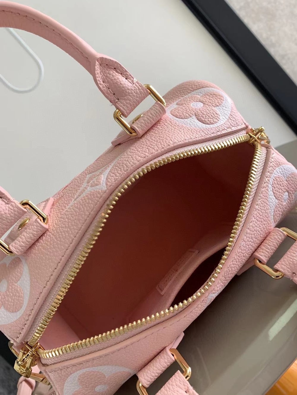 Dragons Bags ln Luxury Bag --96961