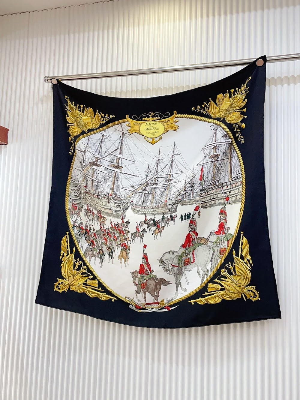 Dragons Bags Premium Designer Scarf --98830