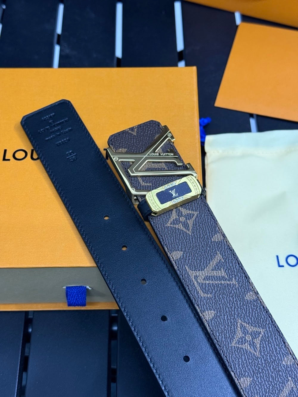 Dragons Bags ln Luxury Belt --101010