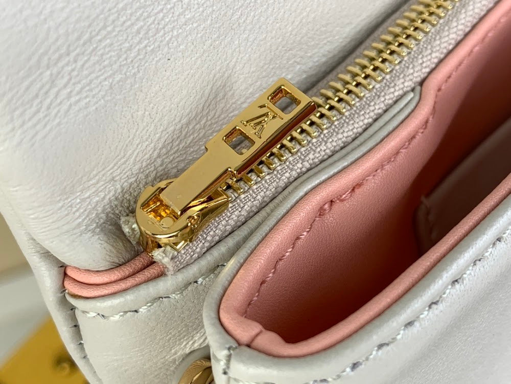 Dragons Bags ln Luxury Bag --68578
