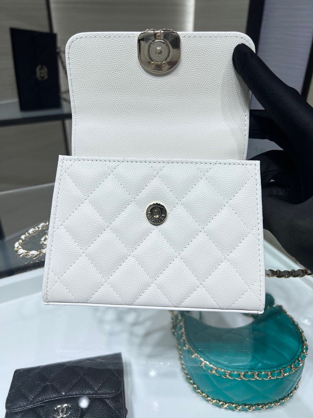 new-luxury-designer-bags-nm9973