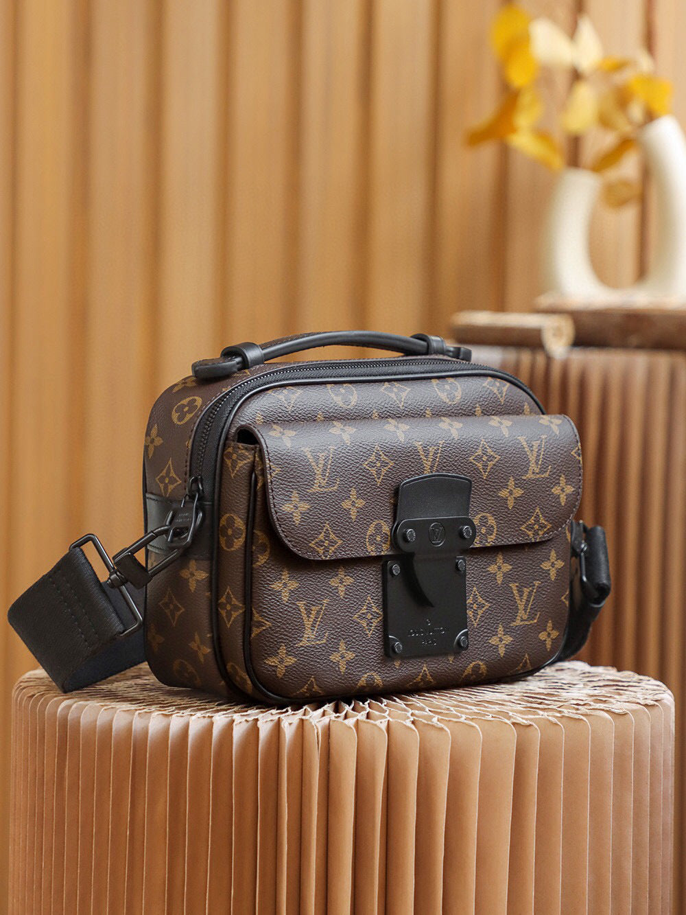 Dragons Bags ln Luxury Bag --71366