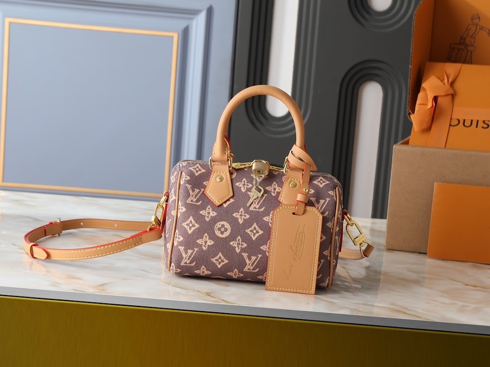 Dragons Bags ln Luxury Bag --77746