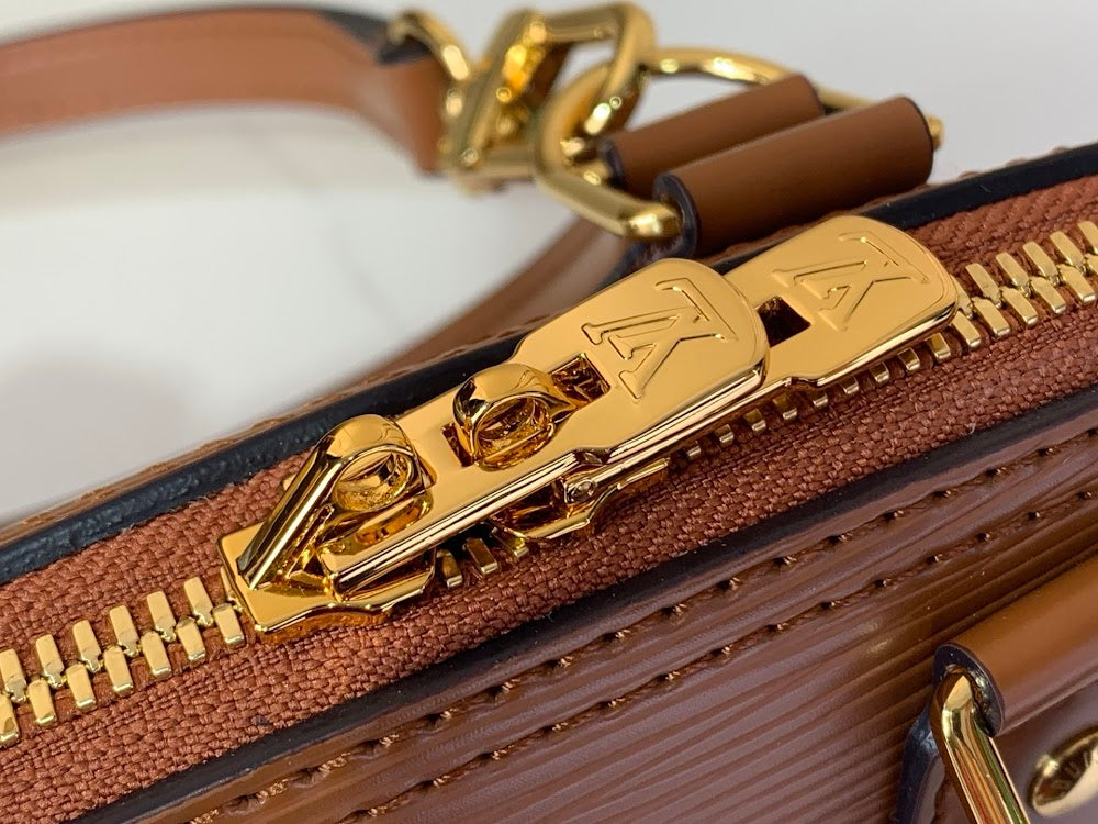 Dragons Bags ln Luxury Bag --63011