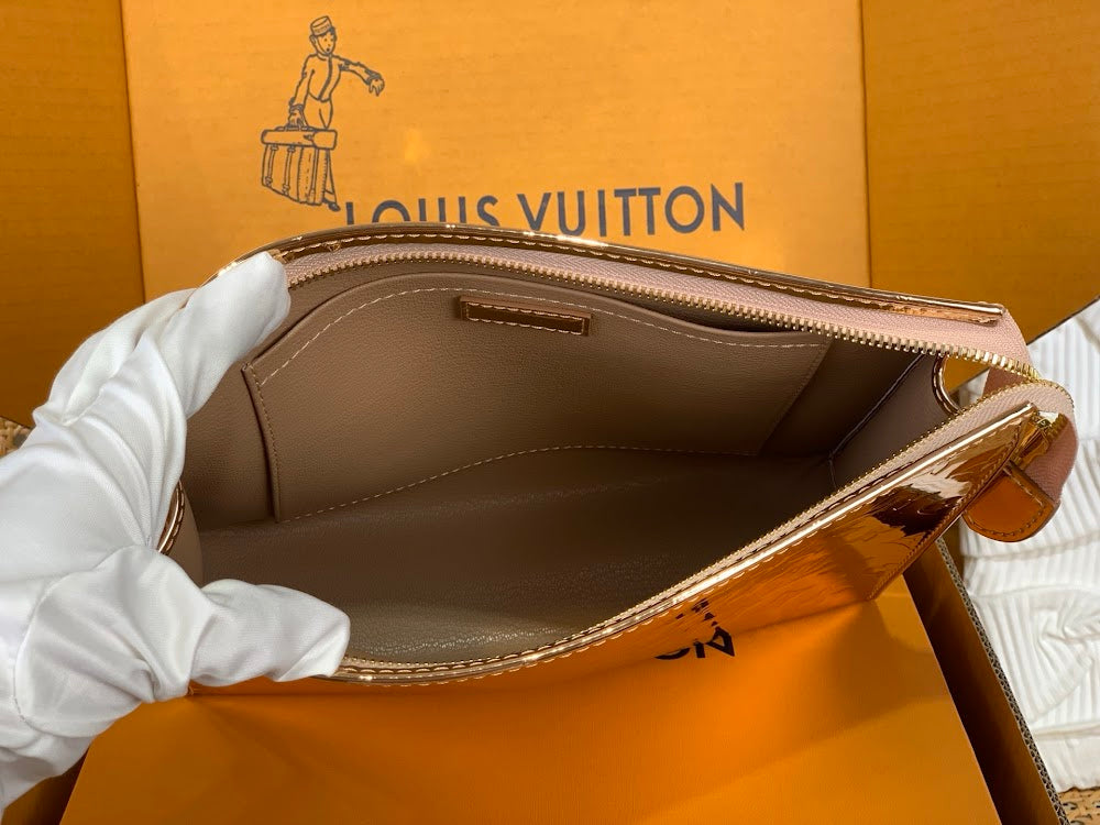Dragons Bags ln Luxury Bag --70011