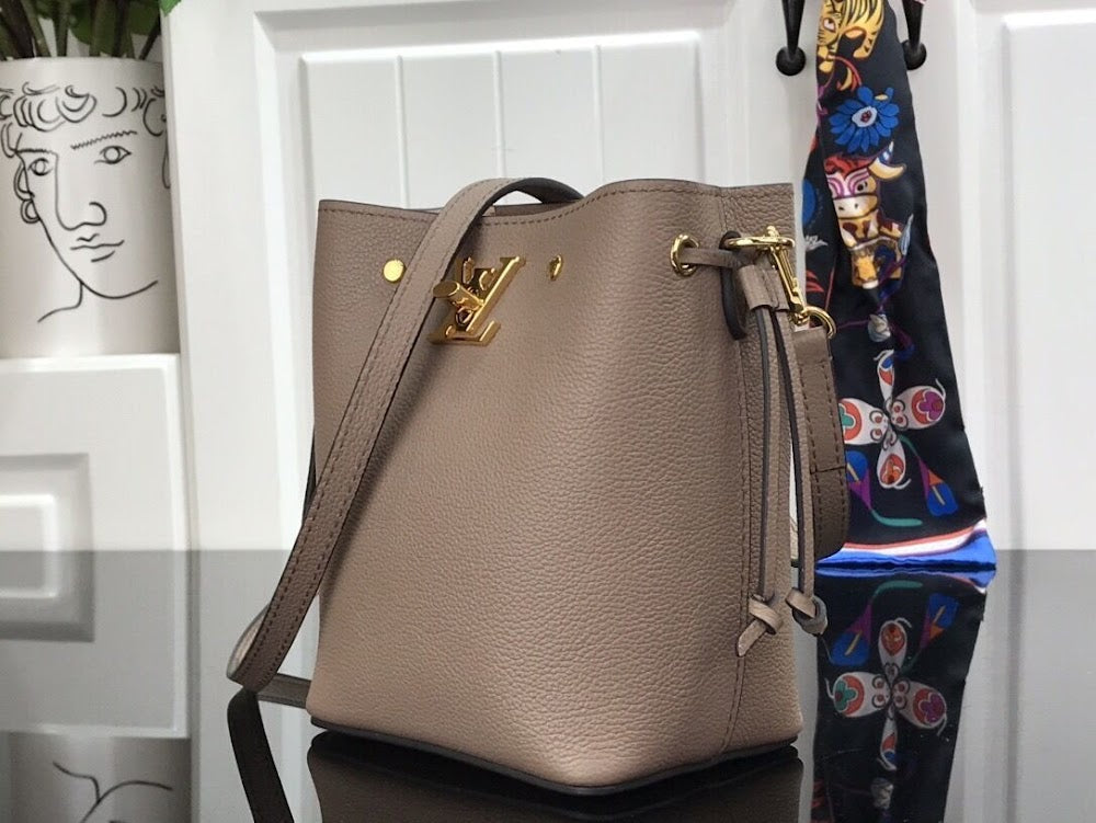 Dragons Bags ln Luxury Bag --59109